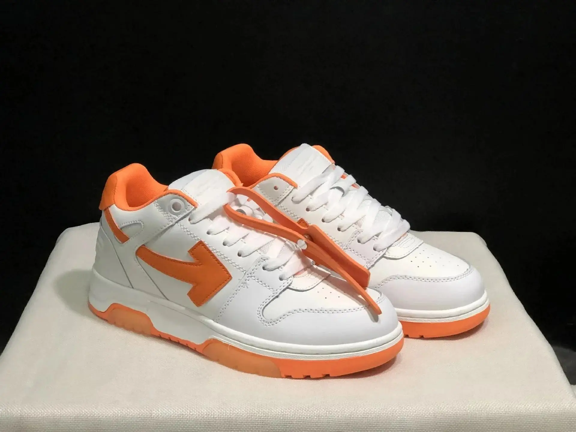 Off-White B22 Sneakers [31 styles] 2