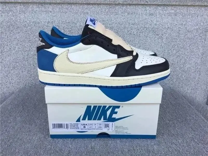 Nike Air Jordan 1 Sneakers 2