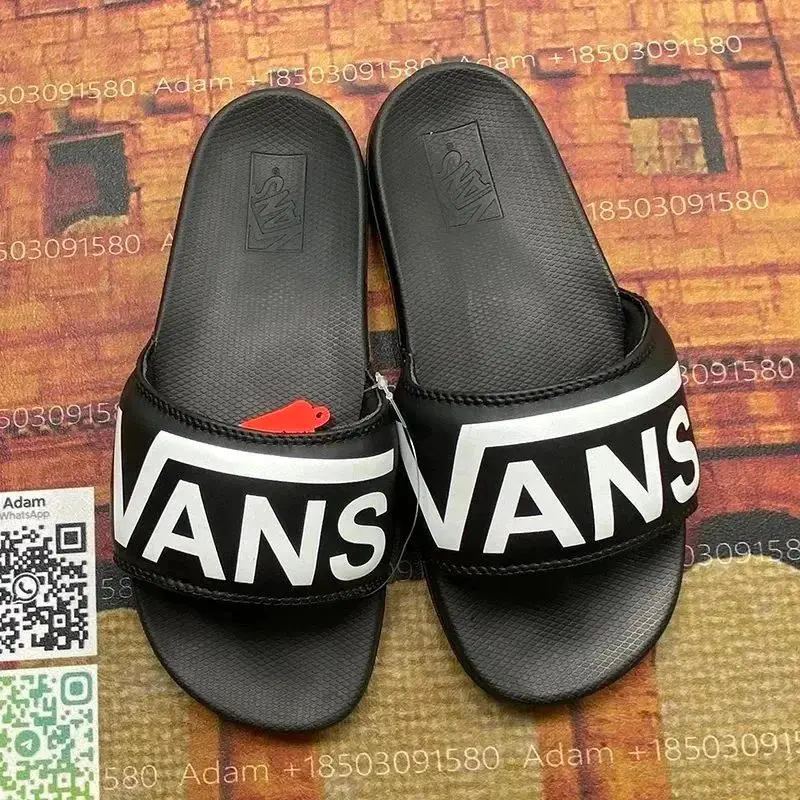 LOUIS VUITTON 2
